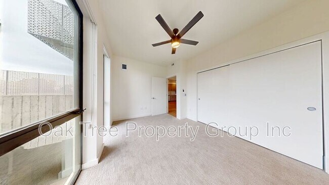 Building Photo - 532 Union St