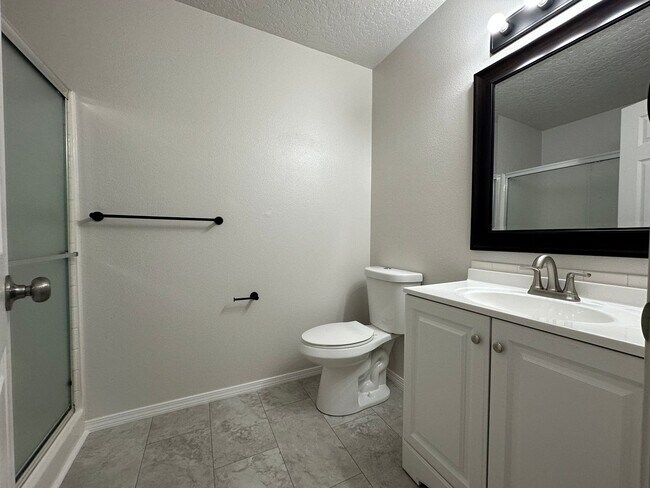 Building Photo - Terrace Duplex