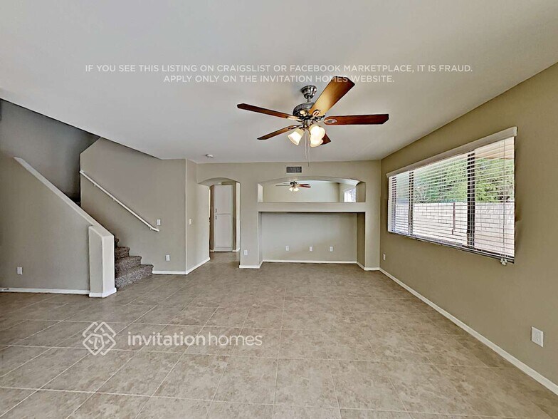 Building Photo - 15555 W Meade Ln