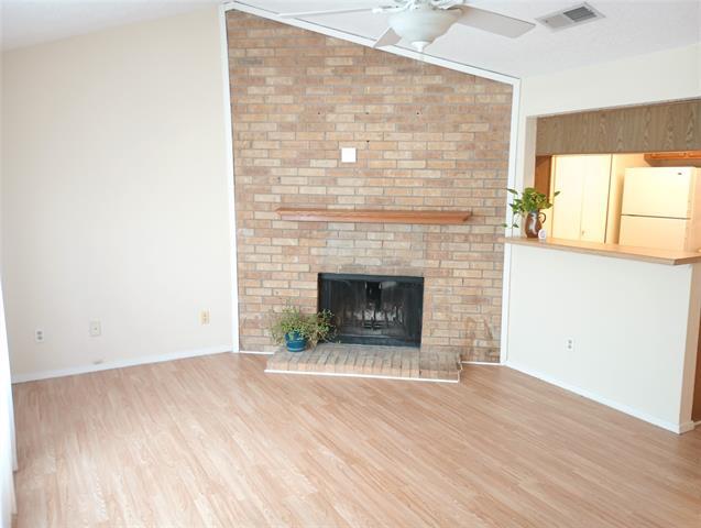 Building Photo - 2500 E Park Blvd