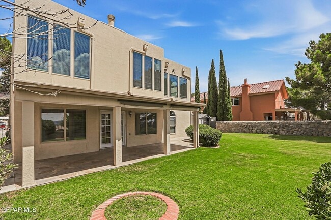 Building Photo - 825 Dulce Tierra Dr