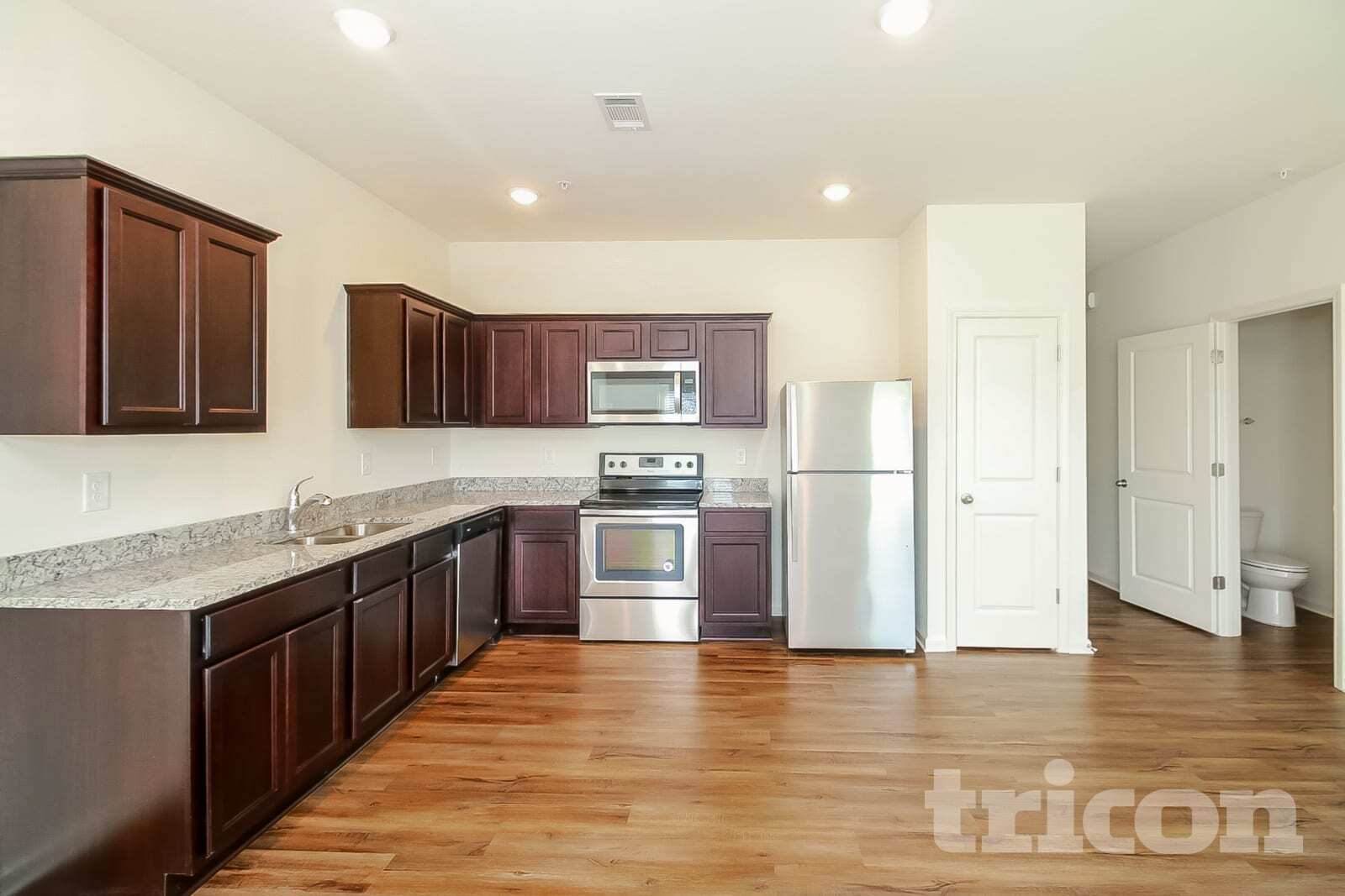 Building Photo - 11942 Fuller St