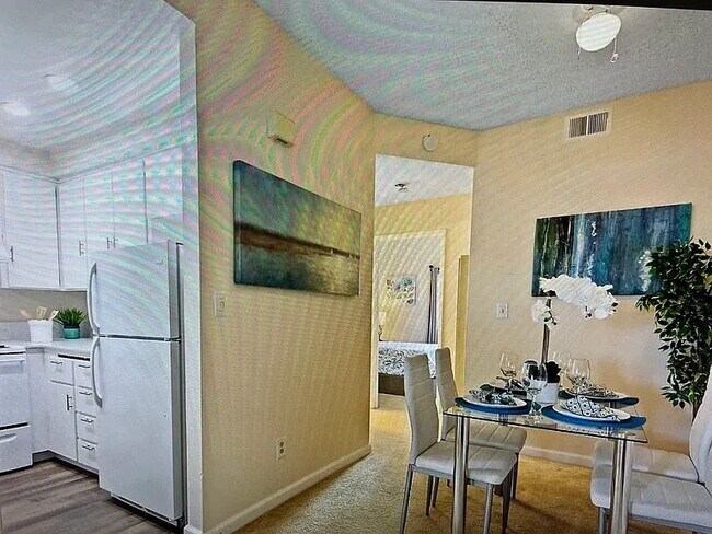 Building Photo - "Cozy 1-Bedroom Retreat in San Jose - Perfect for Your Urban Lifestyle!"