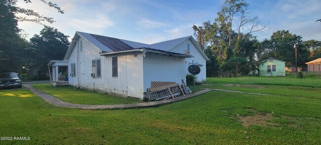 Building Photo - 620 Washington St