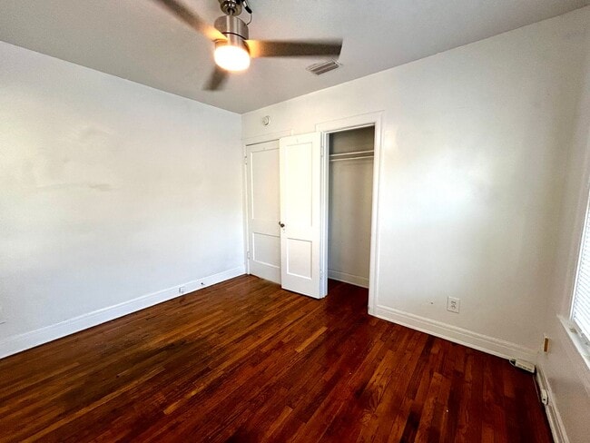 Building Photo - 1305 Lorrain St - Unit C