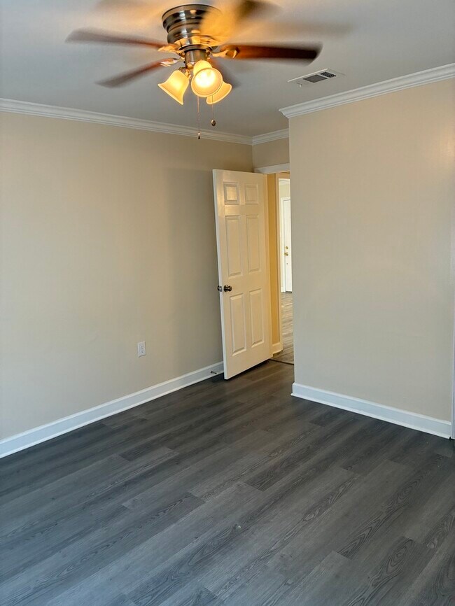 Building Photo - Beautiful 3/2 house in Waveland MS