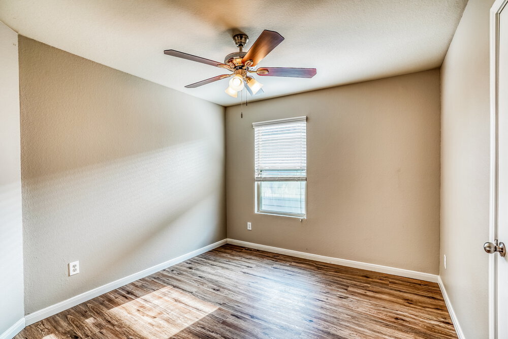 Building Photo - 6450 Dayridge Ln