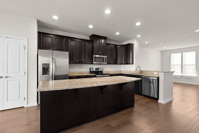 Building Photo - 9408 Adelaide Ln