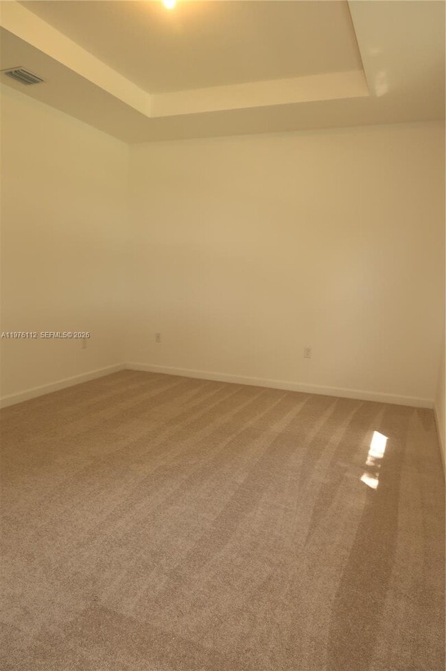 Building Photo - 1509 SE 27th Rd