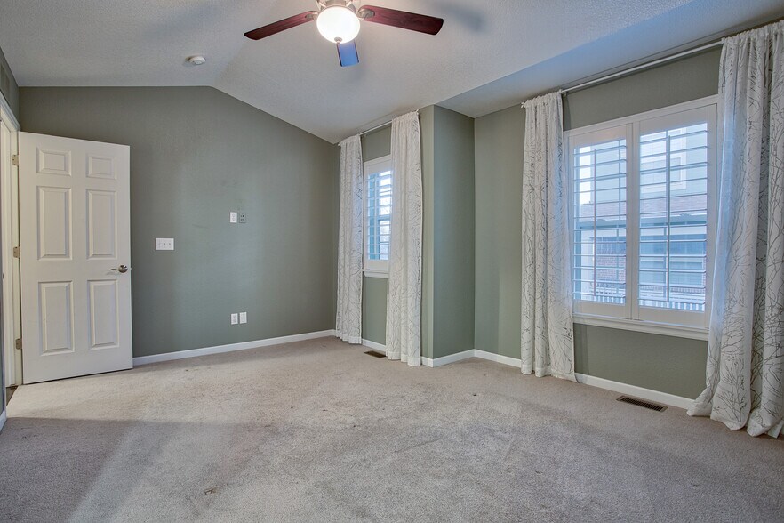 Master bedroom - 7422 E 7th Ave Unit 14