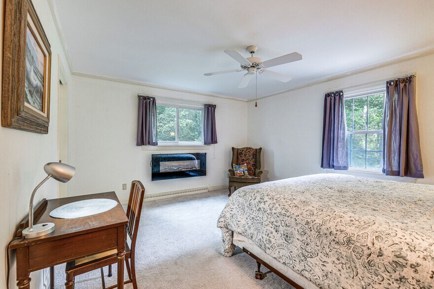 Building Photo - 552 Rio Vista