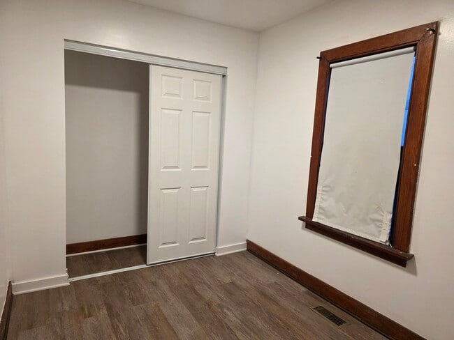 Building Photo - 117 Woodland Dr