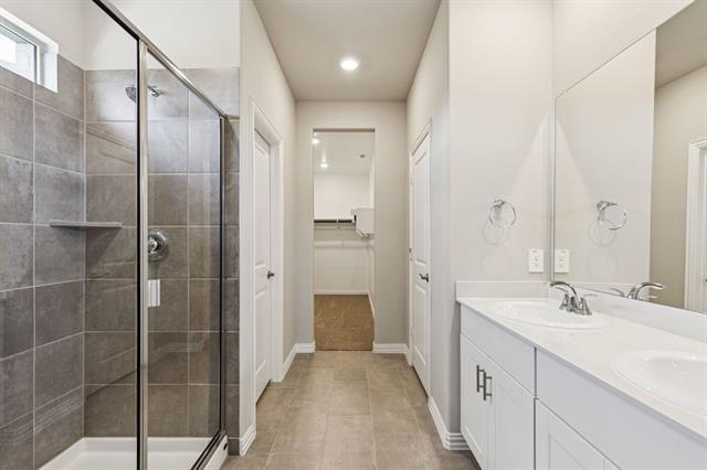 Building Photo - 4018 Sandstone Dr