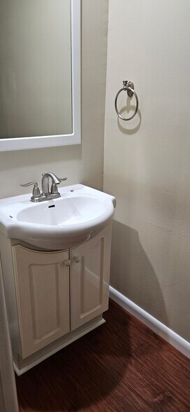 Building Photo - 4628 Oak Arbor Cir