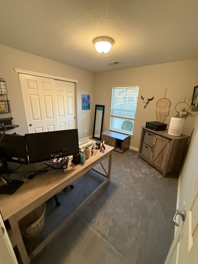 Building Photo - Beautiful 2 bed 2 bath Condo in Meridian!