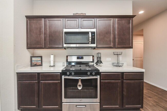 Building Photo - 21602 Victoria Harbor Dr