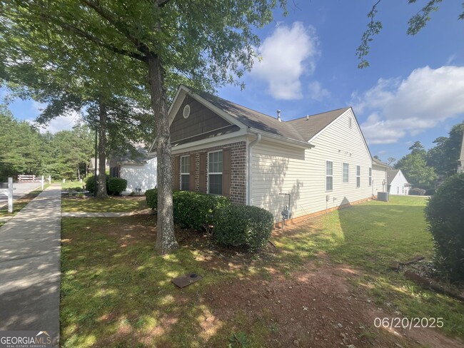 Building Photo - 1419 Wilshire Way