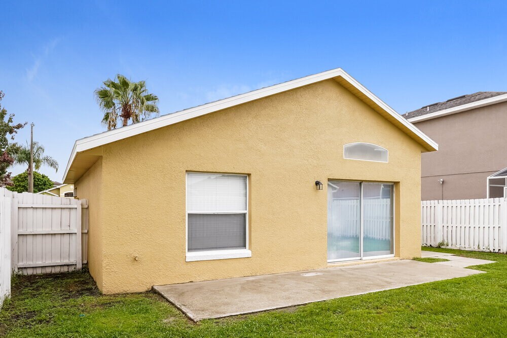 Building Photo - 13318 Greenpointe Dr