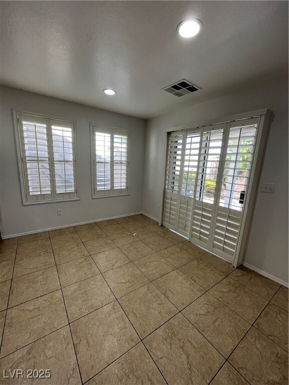 Building Photo - 4774 Portola Vista Ave