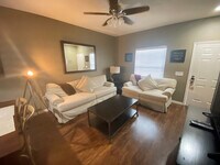 Building Photo - 5372 Diplomat Ct