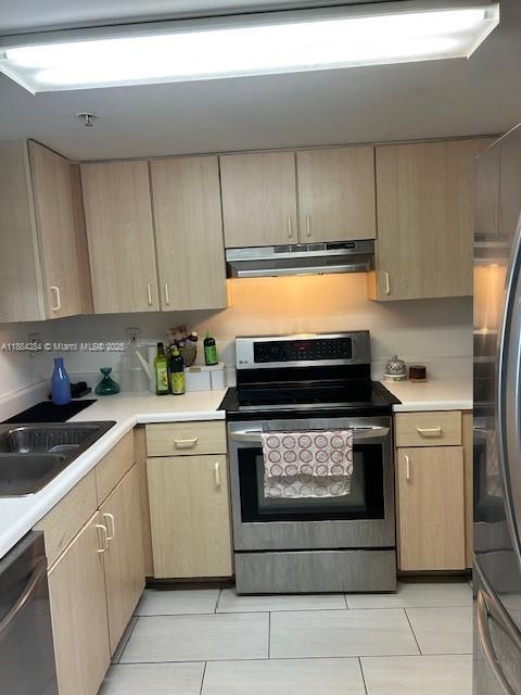 Building Photo - 3000 Coral Way