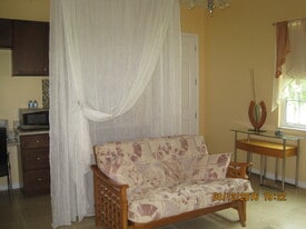 Building Photo - 22 Boston Ln