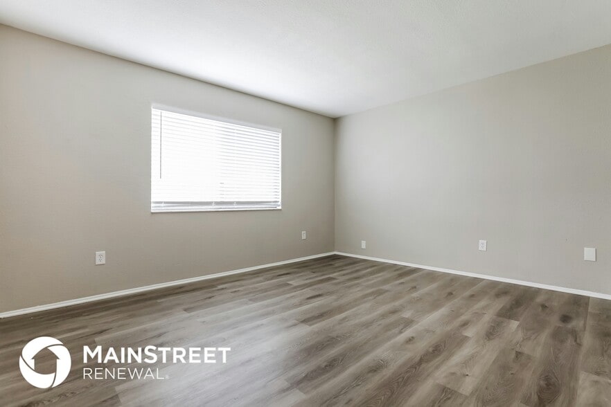 Building Photo - 7509 Mesa St