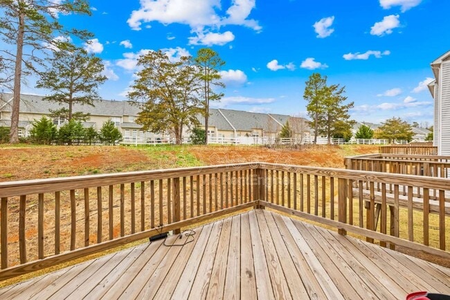 Building Photo - 2620 Grantham Place Dr