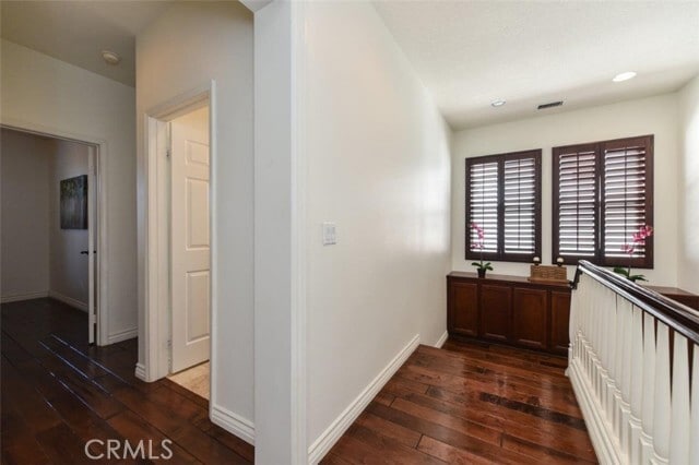 Building Photo - 20 Larchwood