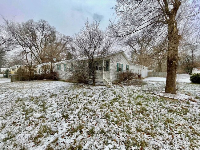 Primary Photo - Three Bedroom Home in Muskegon