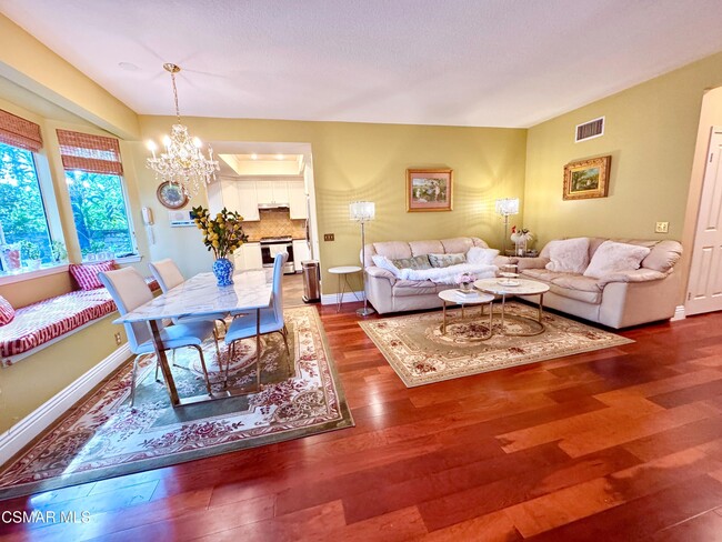 Building Photo - 1812 Fox Springs Cir