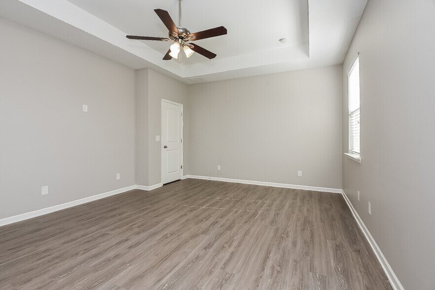 Building Photo - 311 Upper Pheasant Ct