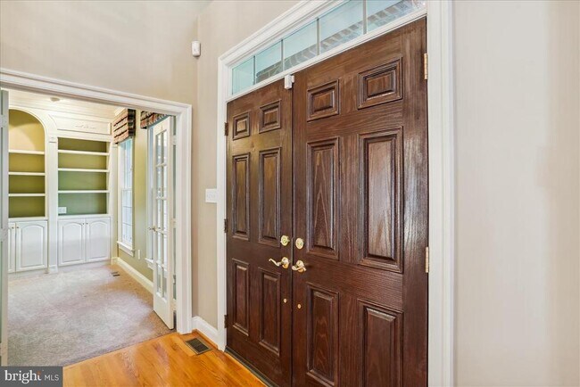 Building Photo - 8931 Falls Farm Dr