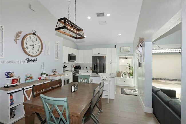 Building Photo - 6011 Manchester Ln