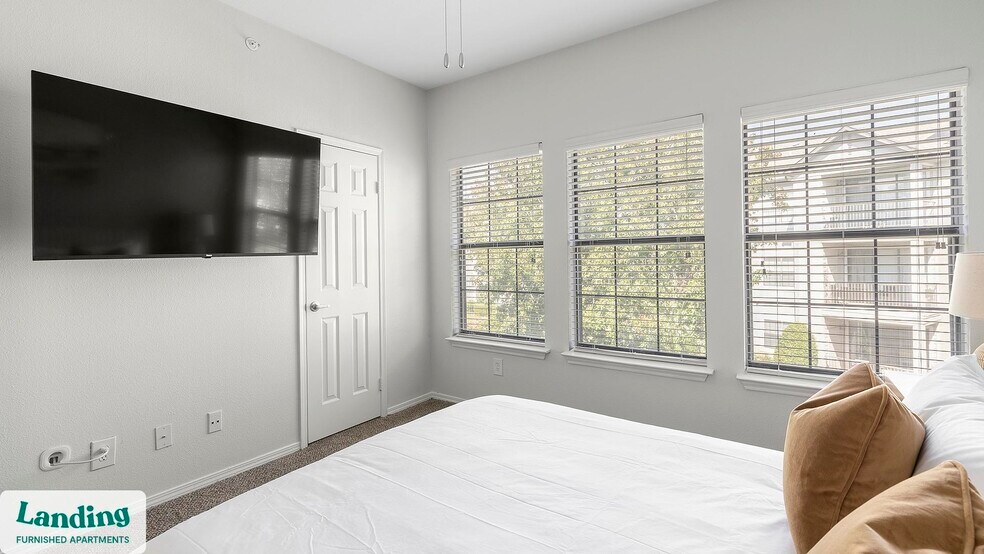 Building Photo - 1601 W Arbrook Blvd