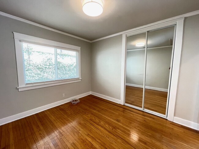 Bedroom 1 - 4131 Lincoln Ave