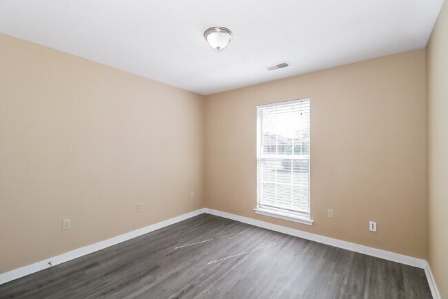 Building Photo - 2630 Pintail Dr