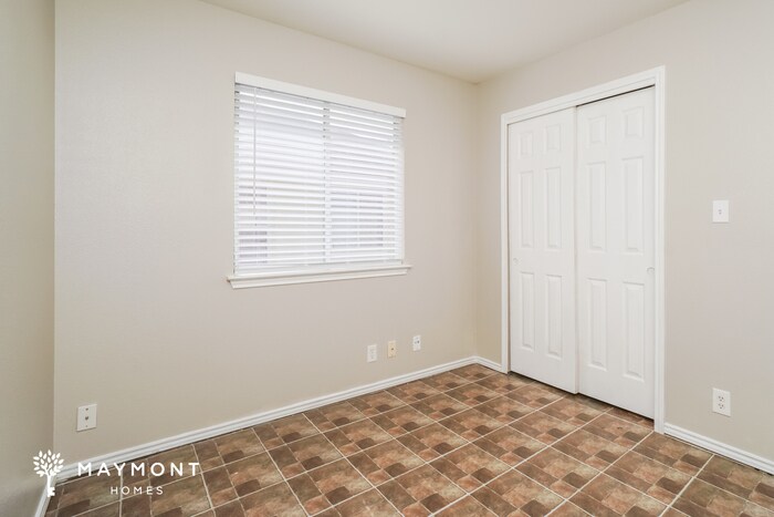 Building Photo - 8415 Chalk Hill Cove
