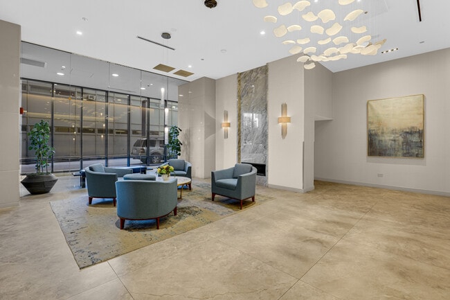 Building Photo - 225 N Columbus Dr