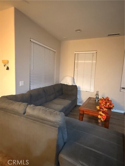 Building Photo - 3320 Shadetree Way