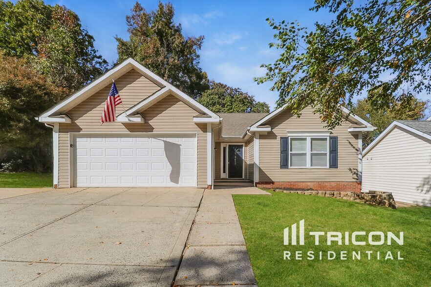 Primary Photo - 9617 Kenneth Glenn Dr