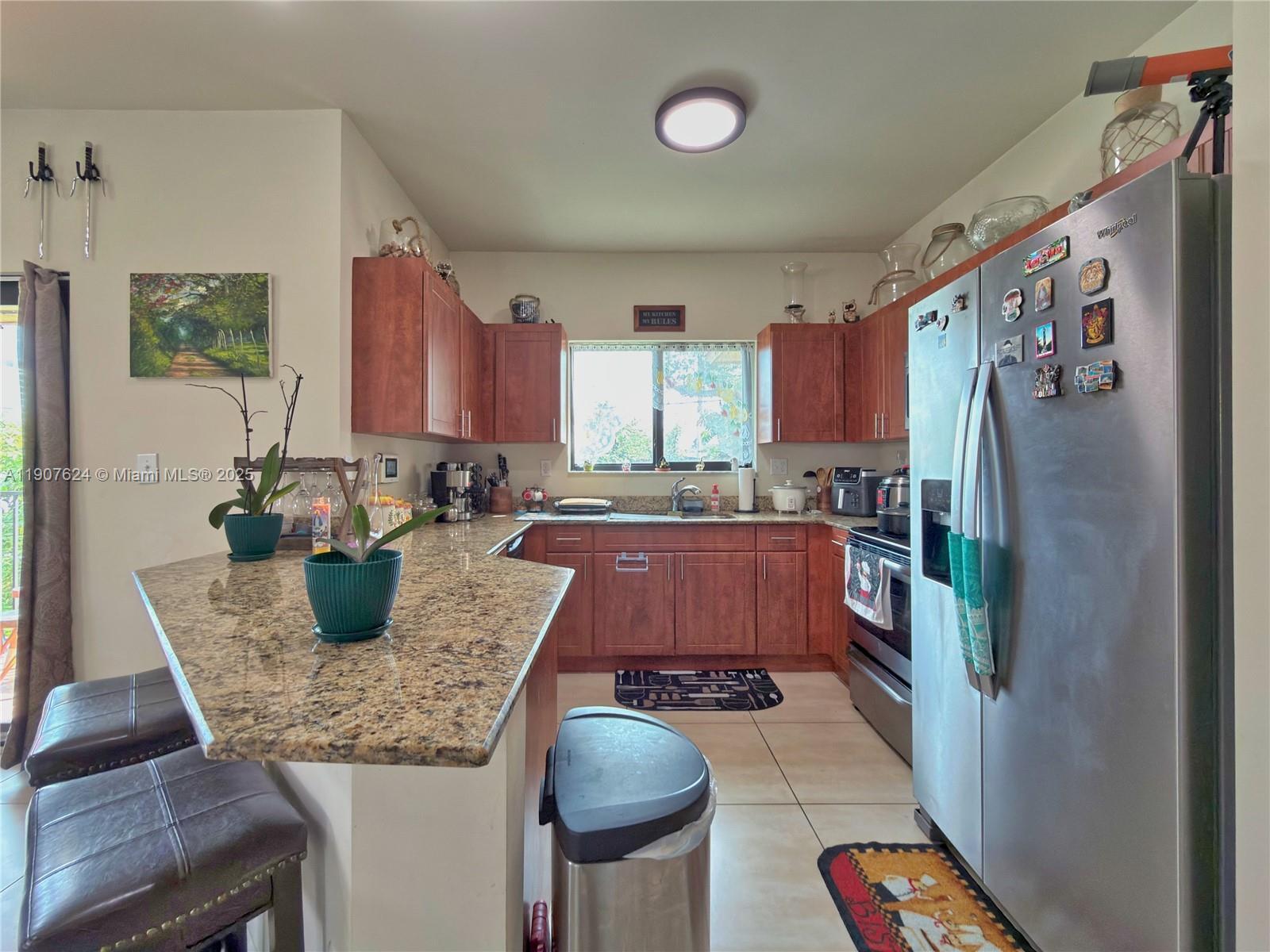 Building Photo - 1053 SW 29th Ct