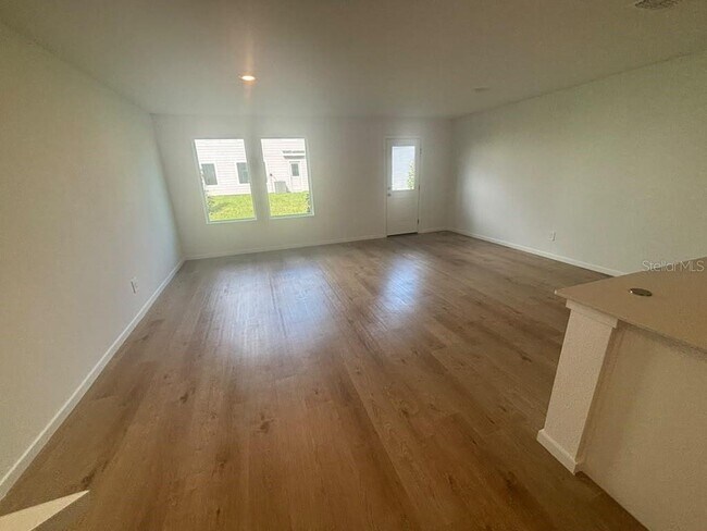 Building Photo - 3338 Wandel Ter