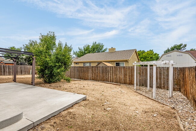 Building Photo - 4535 Star Ridge Dr