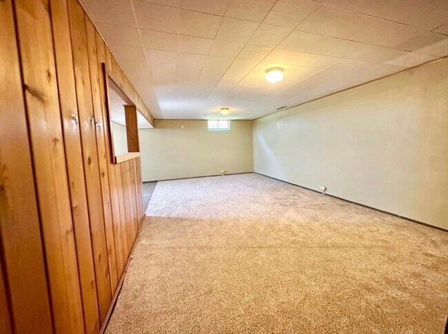 Building Photo - 1507 Rudolph Ct