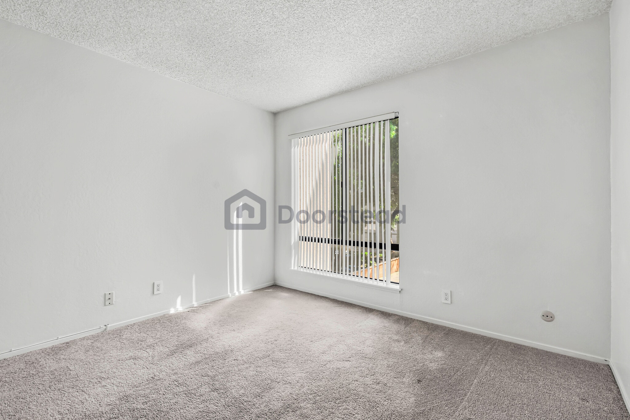 Building Photo - 310 N Civic Dr