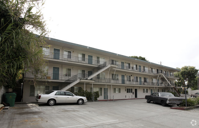 Primary Photo - Fairmont Terrace