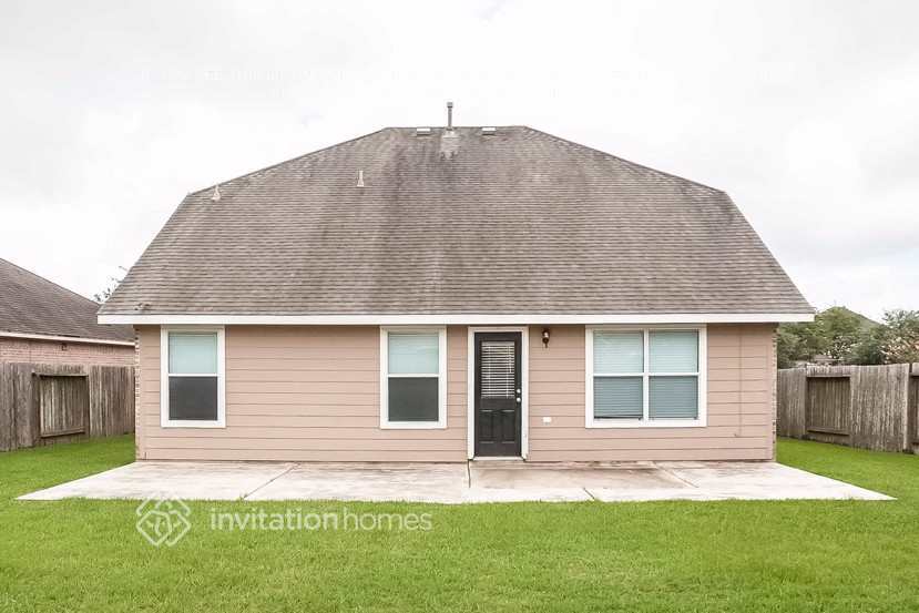 Building Photo - 2111 Wildbrook Canyon Ln