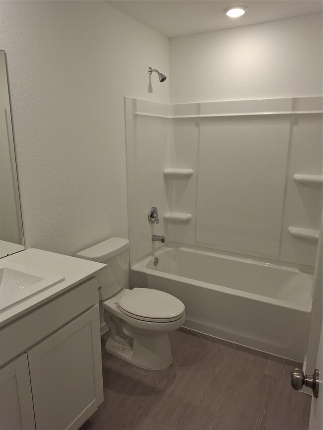 Building Photo - 16126 Prairie Dr