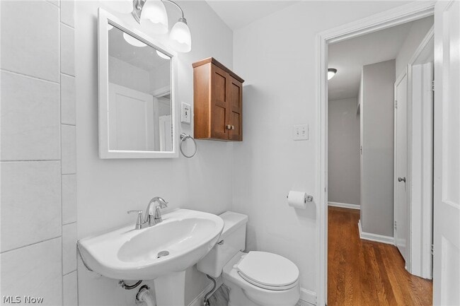Building Photo - 602 Huntmere Dr